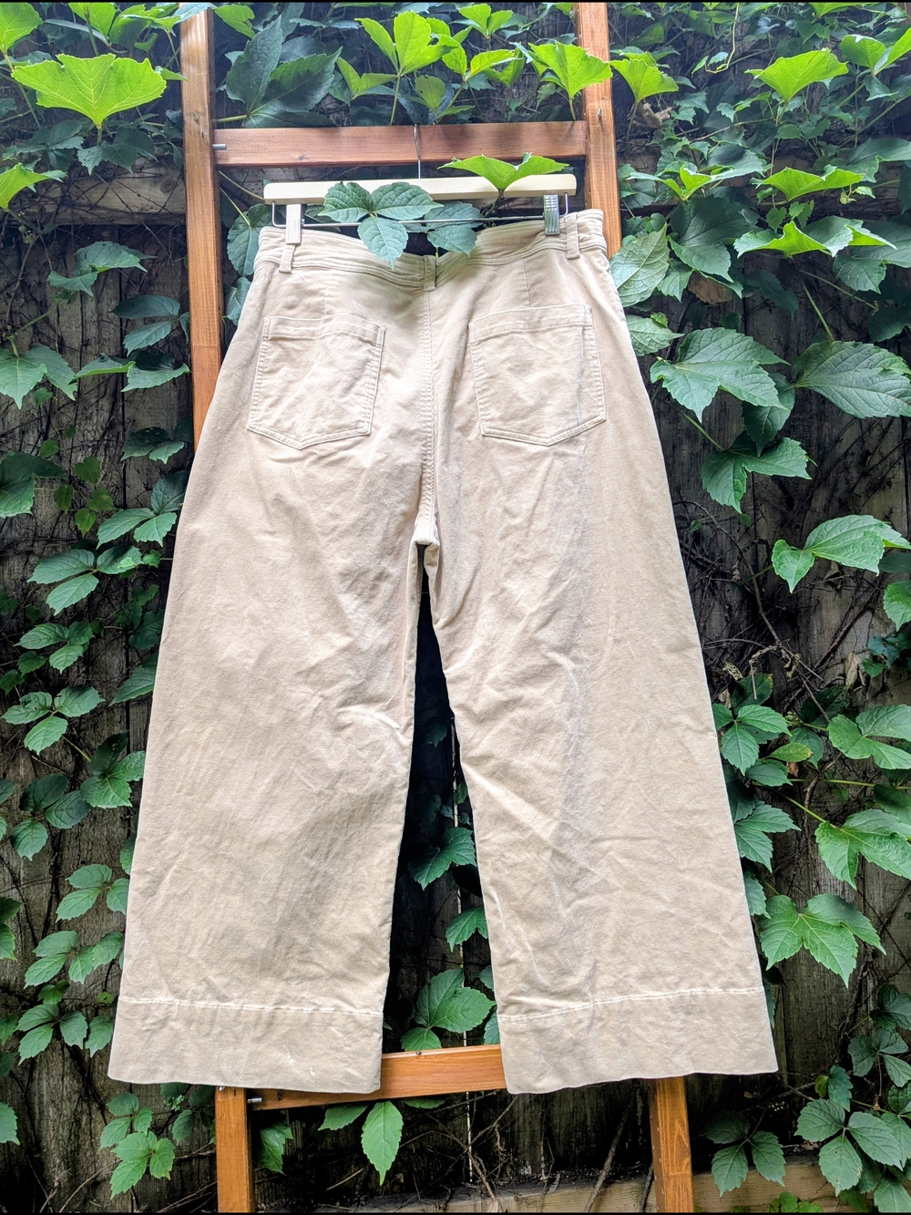 Naïf Montréal High-Waist Wide Leg Corduroy Trousers – L - Picture 2 of 10